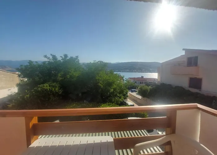 Studio-app Iva, Balcony With Sea View - 50 M From Pag Town